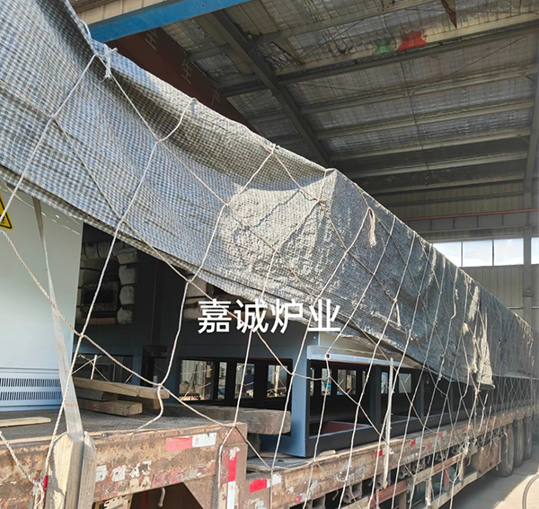 卷帶燒結爐生產線裝車完成